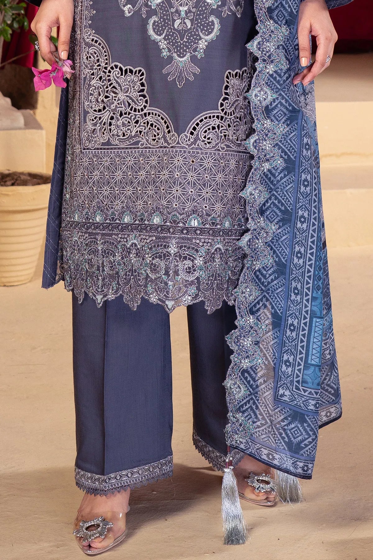 IP-119 Tiya